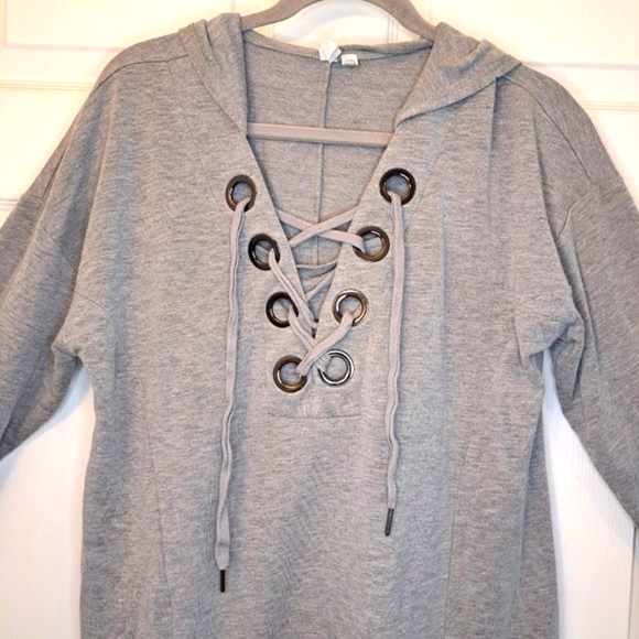 Cable & Gauge Gray Grommets Lace-Up Neck Hooded Pullover Sweatshirt Size Large - Picture 4 of 6